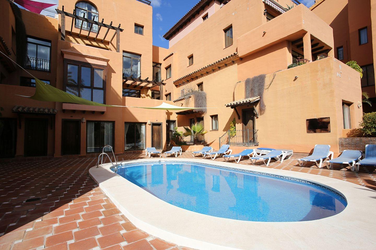 Propiedad gestionada por HOLA! Spain - Dúplex en Bel-Air-Cancelada-Saladillo (Estepona)