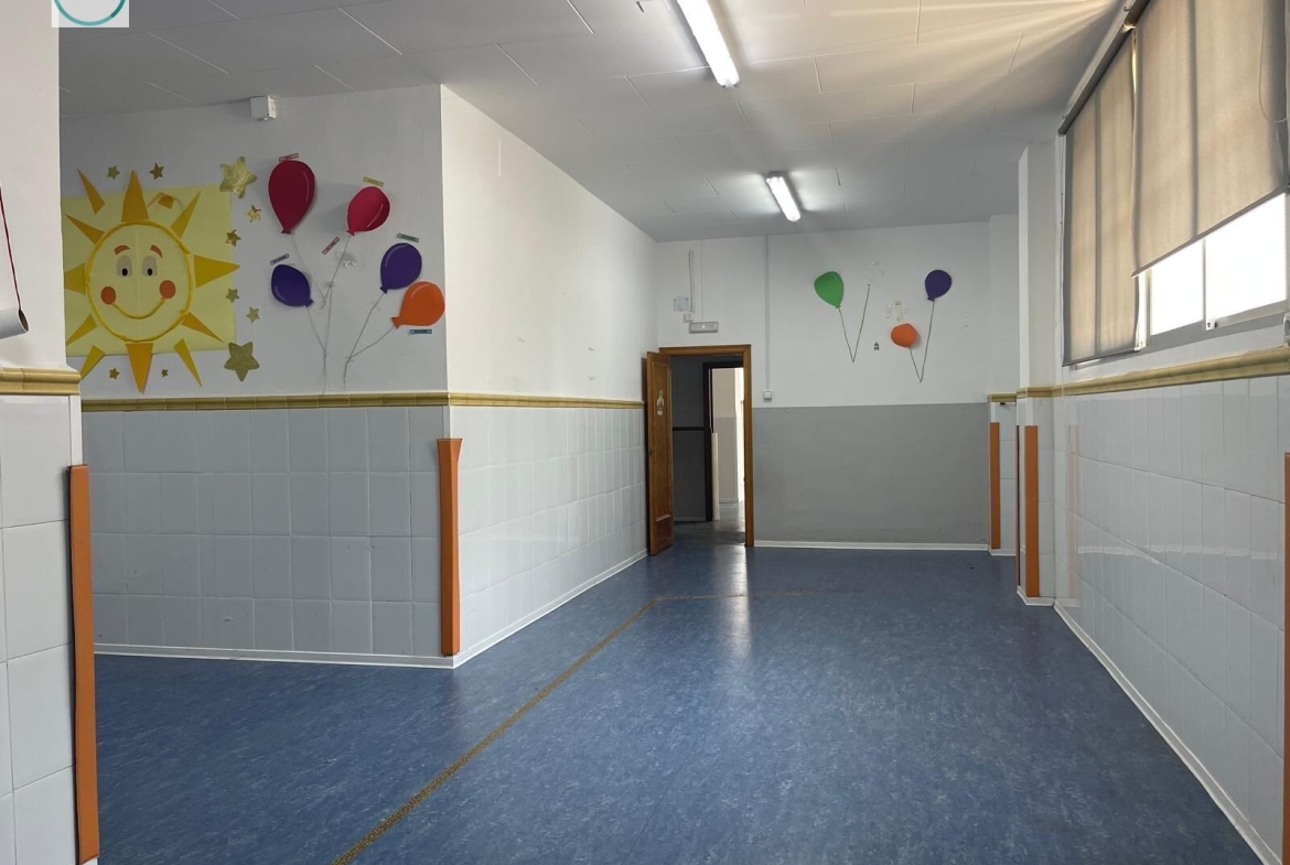 Propiedad gestionada por HOLA! Spain - Local comercial en Malilla (Valencia)