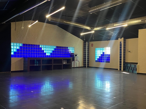 Propiedad gestionada por HOLA! Spain - Nave industrial en P.I. Chinales (Córdoba)