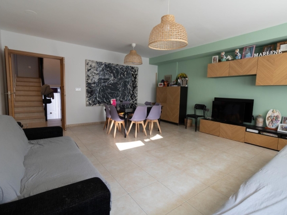 Propiedad gestionada por HOLA! Spain - Dúplex en COBATILLAS (COBATILLAS)