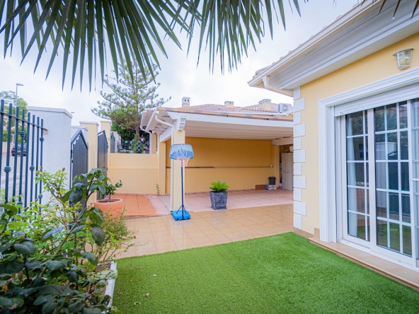 Propiedad gestionada por HOLA! Spain - Dúplex en Altorreal-El Chorrico (Molina de Segura)